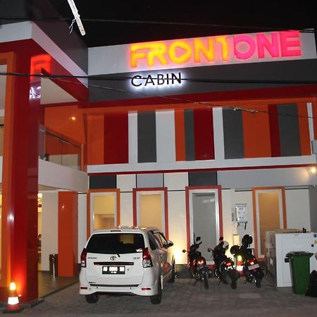 Front One Cabin Malioboro Jogja Yogyakarta Eksteriør billede